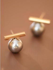 18K Two Tone Luna's Studs