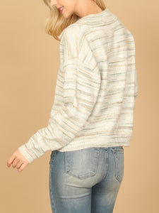 WHITE MULTI NOTCH COLLARED NECK LINES SWEATER