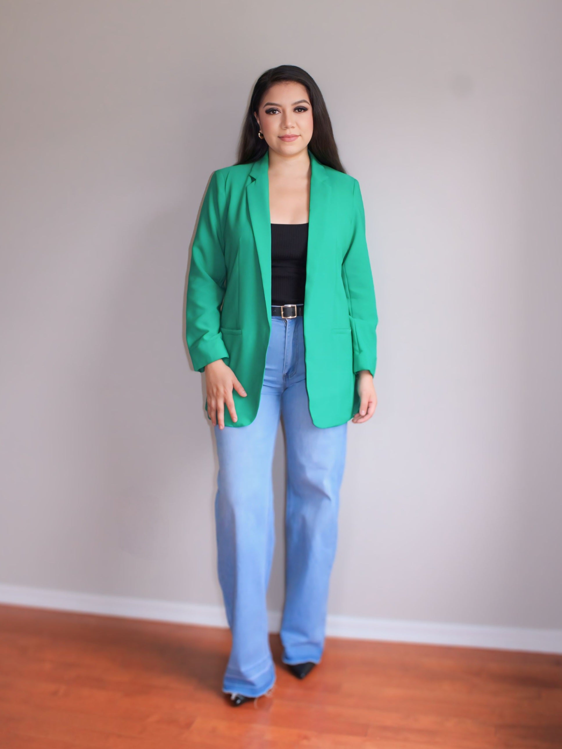 Woven Solid Vertigo Blazer in Green
